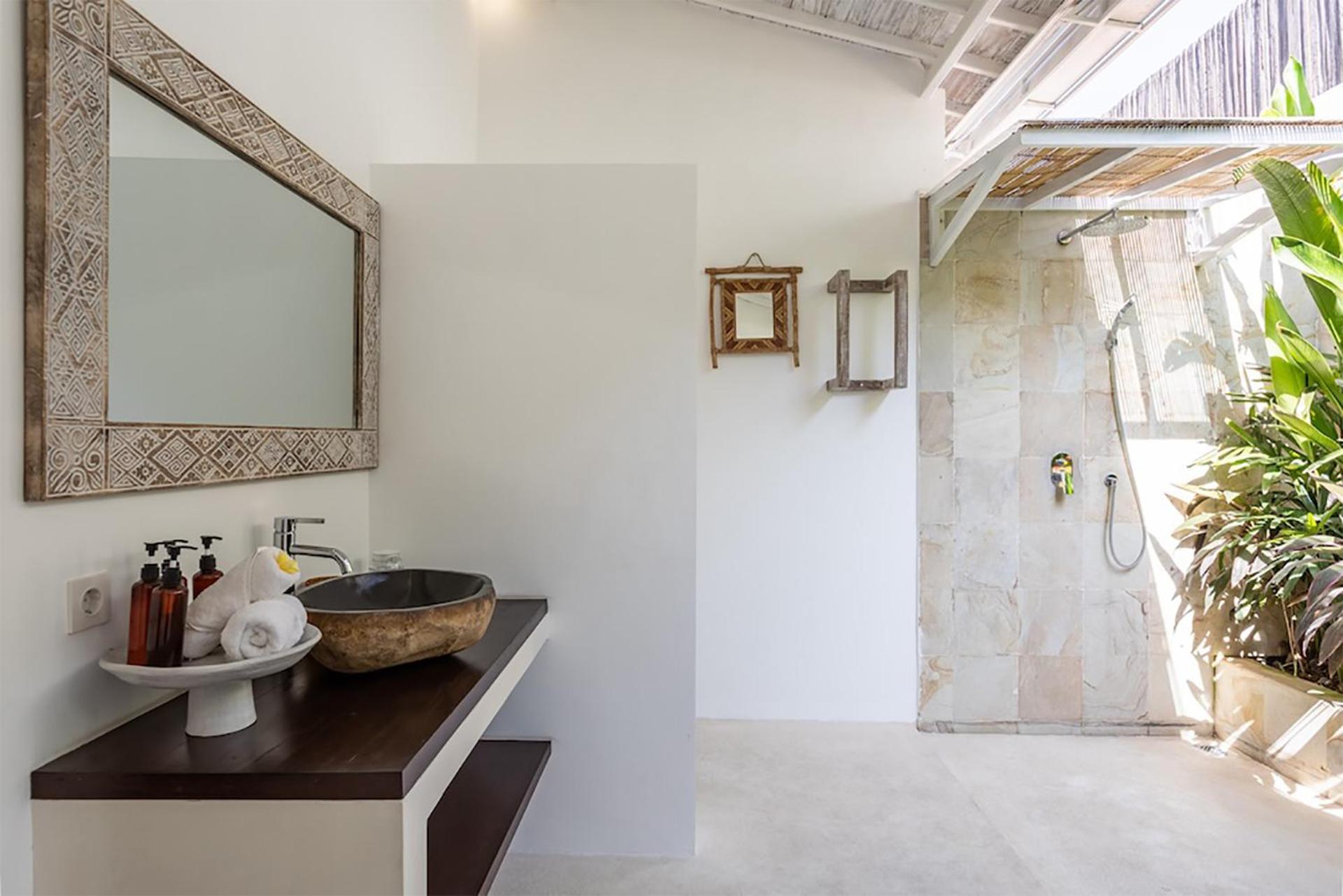 4 Bedroom Villa - Kerobokan Seminyak Buitenkant foto